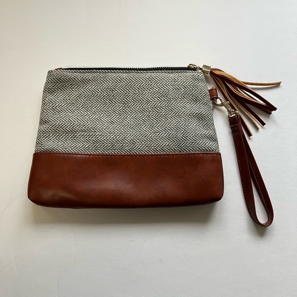 Funky Monkey Clutch Herringbone Gray & Faux Leather Purse 8.5”x6.5” Bag - Picture 2 of 6